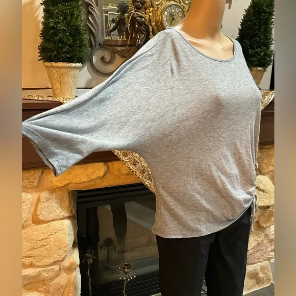 ❤️PerSeption Concept Gray Asymmetrical Ruched top - Picture 3 of 7